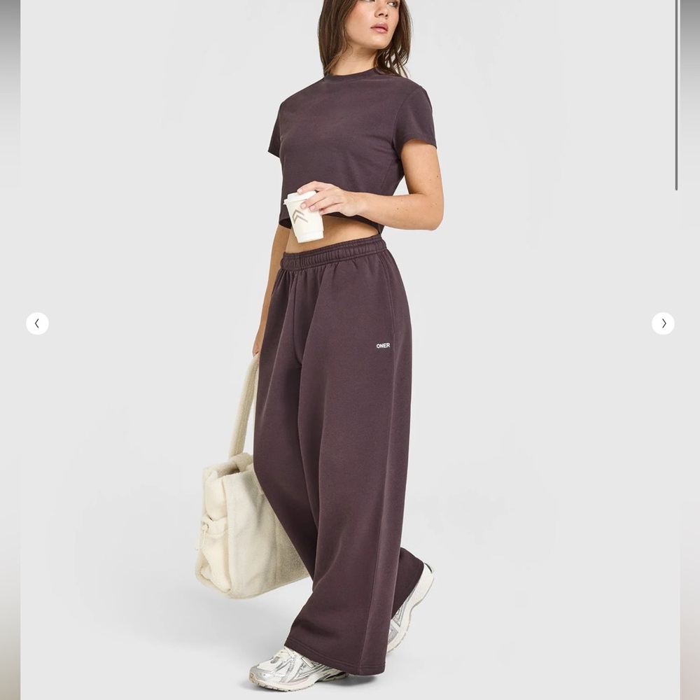 Oner Active - FOUNDATIONS OVERSIZED STRAIGHT LEG SWEATPANTS